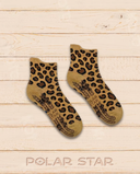 Chaussettes de Pilates antidérapantes Savanna, imprimé léopard camel, vue produit